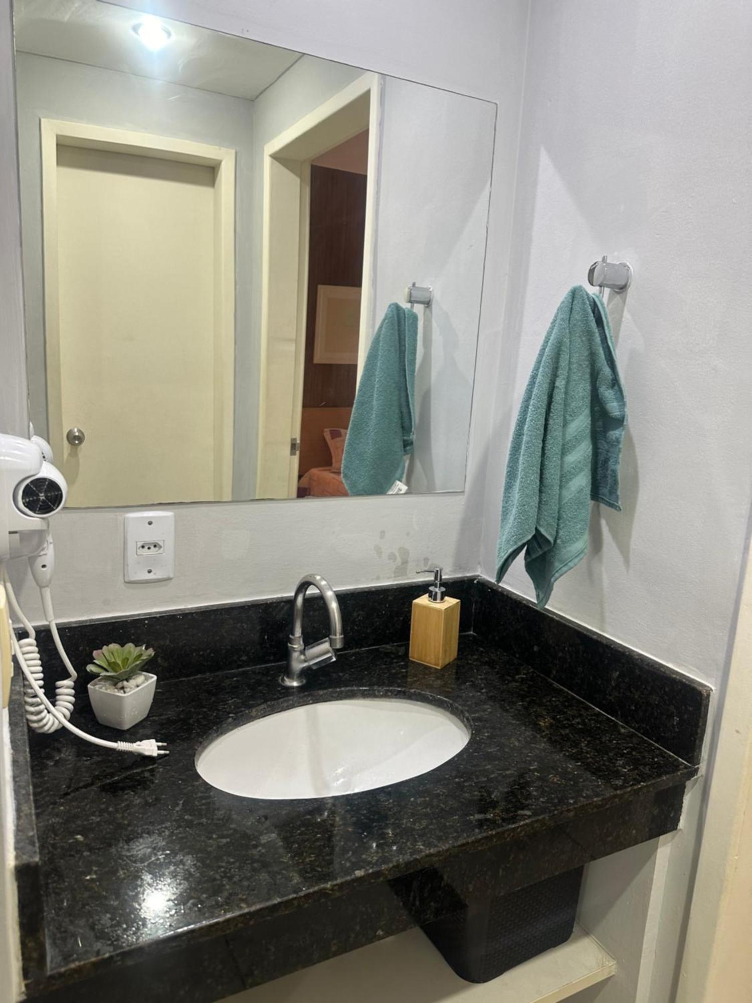 Apartamento Flat 204 Condominio Village Barra do Pirai Bagian luar foto